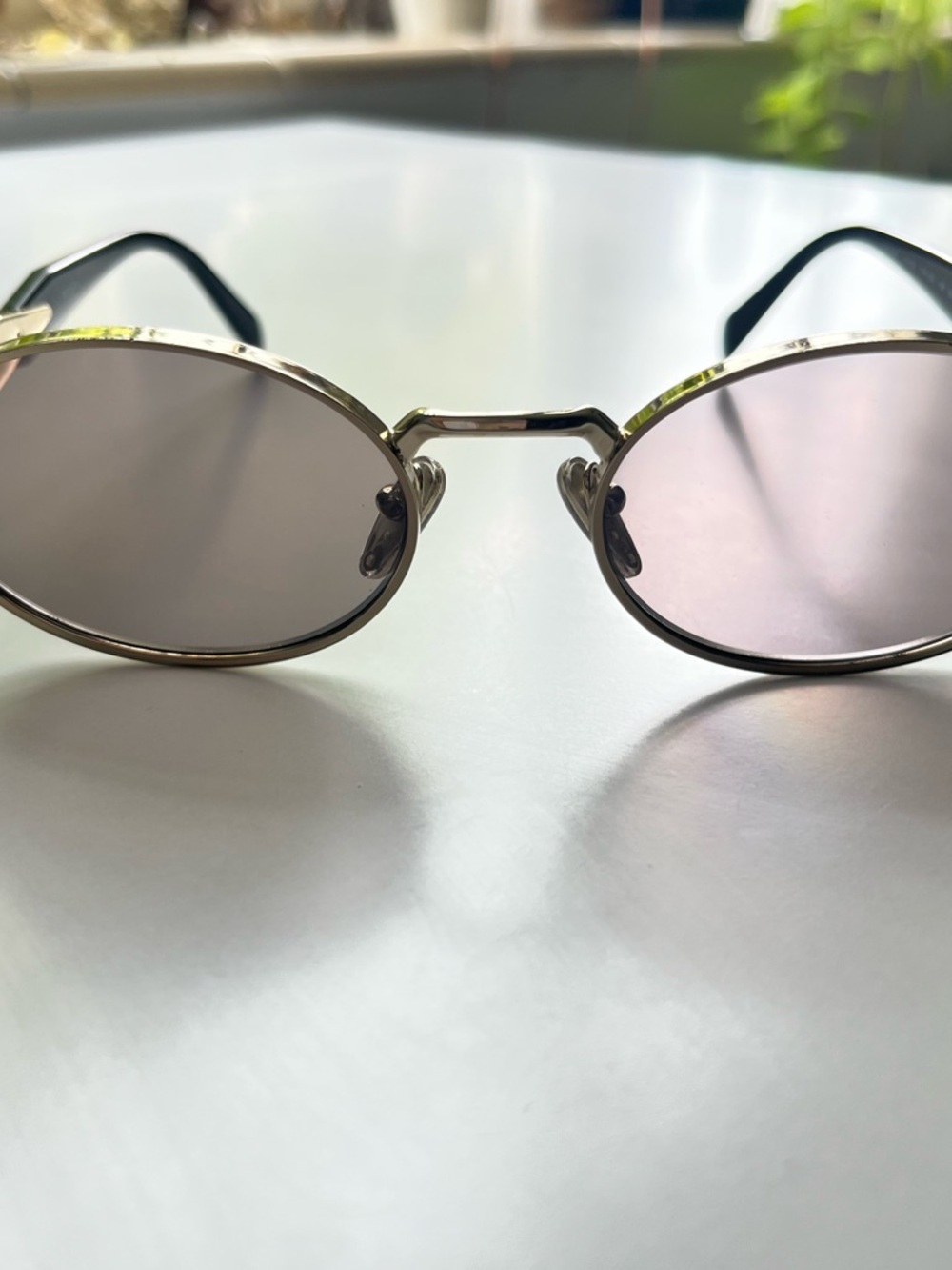 Prada gold Frame Sunglasses with dark Lenses. - Picture 2 of 10